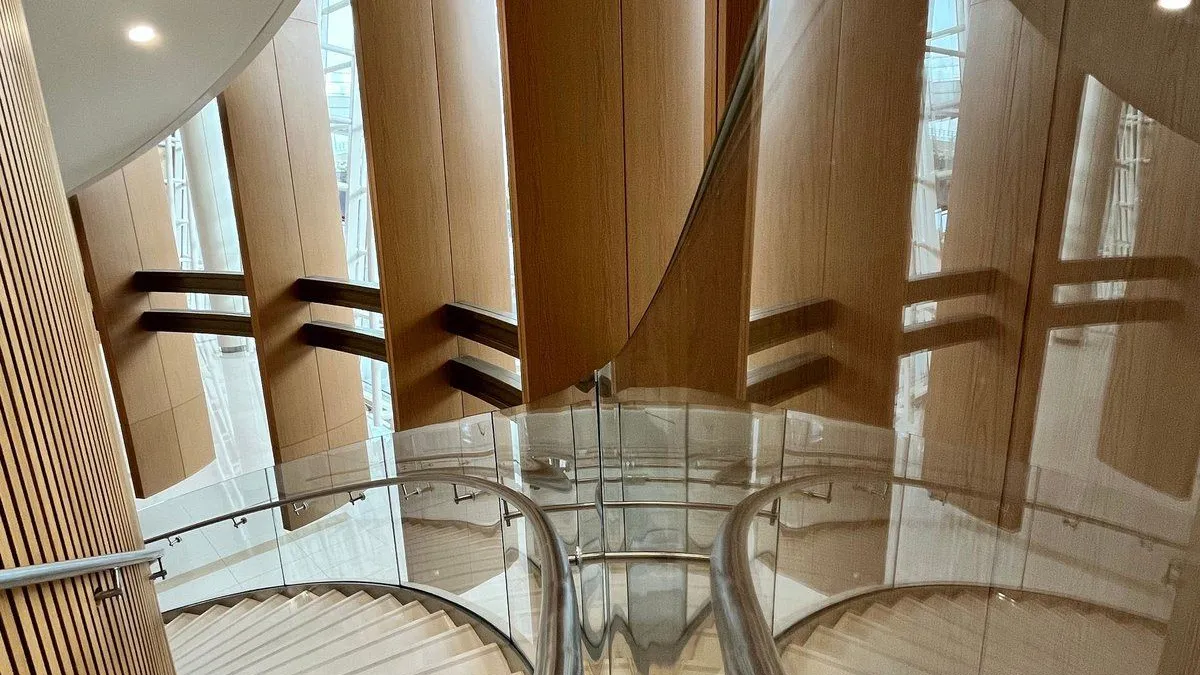 Bend Glass — installation by Barakah Trading & Consultancy