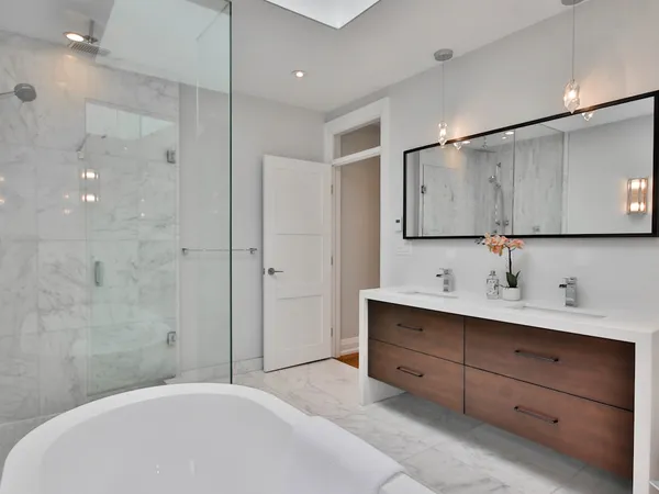 Folding Shower Door — Barakah Trading & Consultancy